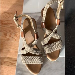 Banana Republic Sandles Gorgeous!